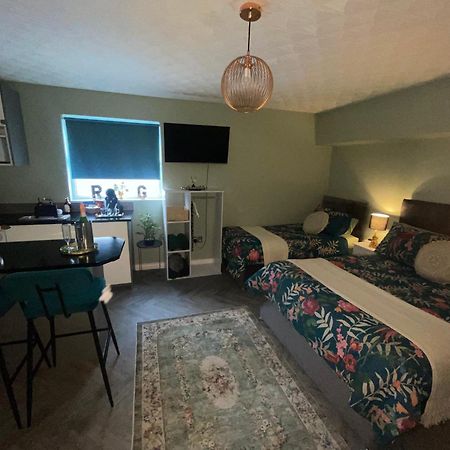 The Rose Garden Room - Self Contained Studio Ballycastle Esterno foto