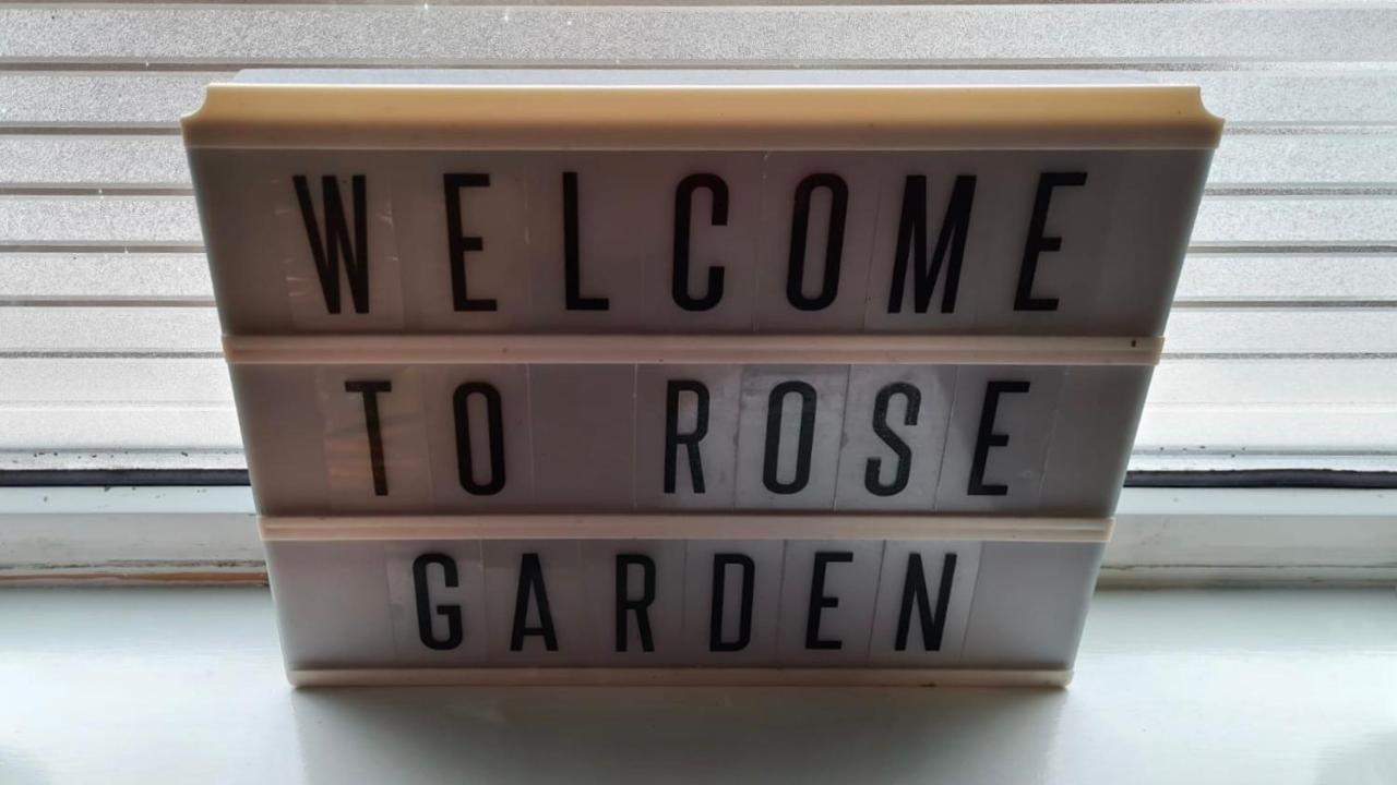 The Rose Garden Room - Self Contained Studio Ballycastle Esterno foto