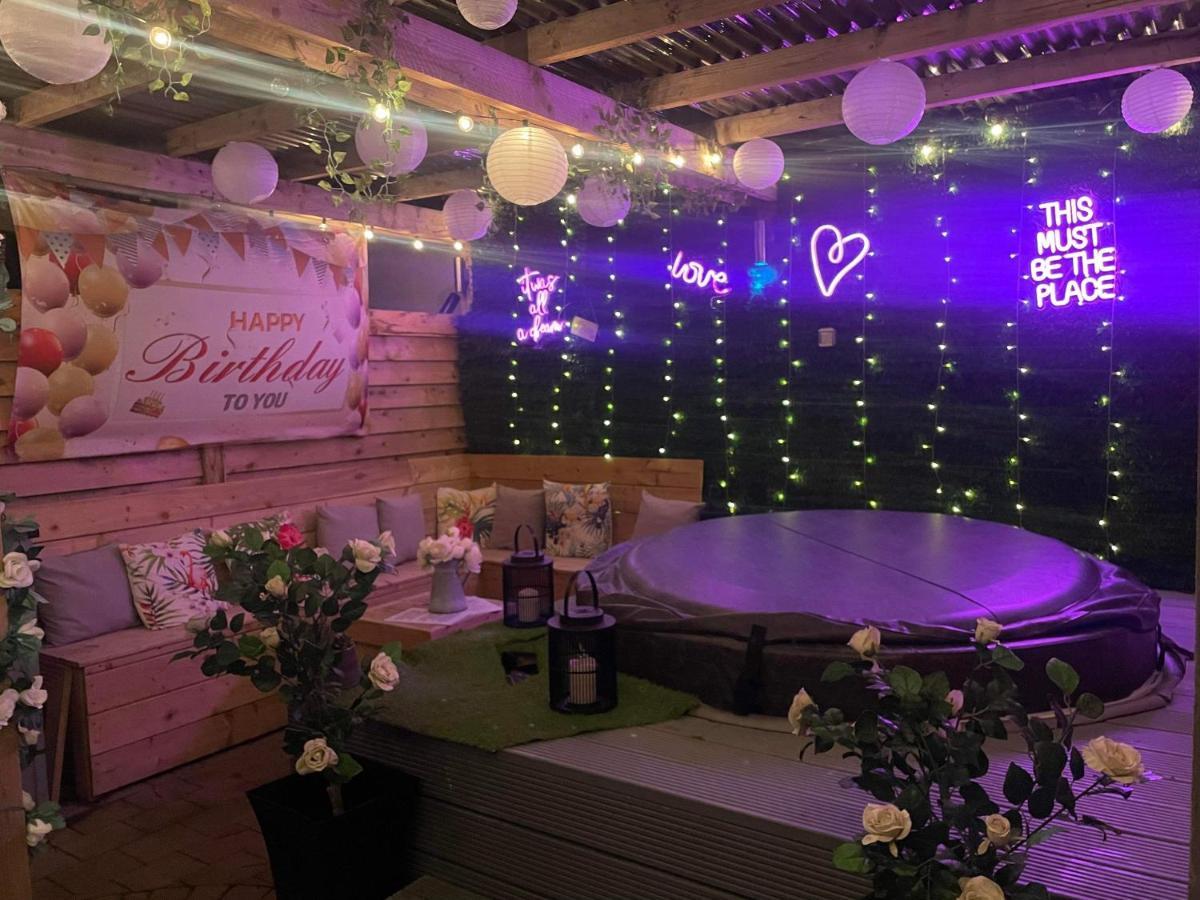 The Rose Garden Room - Self Contained Studio Ballycastle Esterno foto