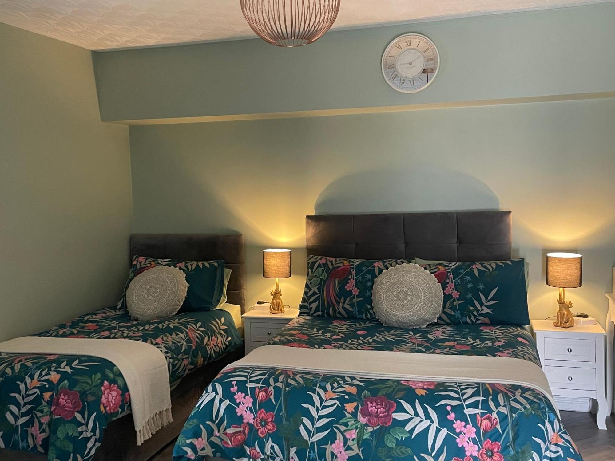 The Rose Garden Room - Self Contained Studio Ballycastle Esterno foto